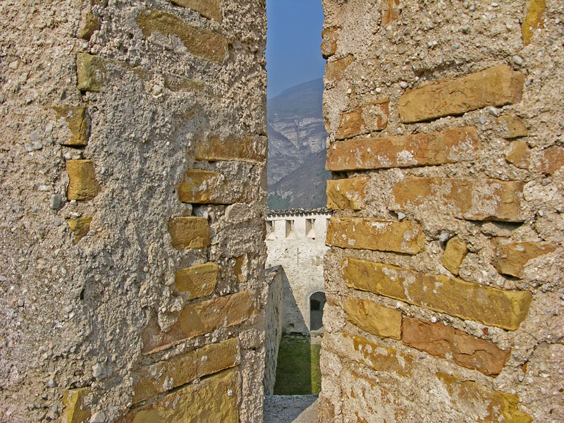 CASTEL BESENO